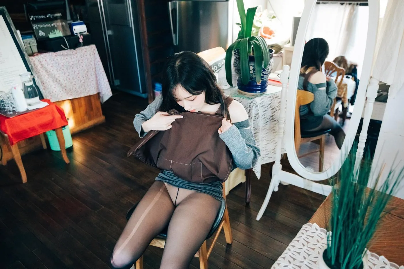 Bambi밤비 – NO.105 [Loozy] Cafe Alba Update HQ [79P]插图7